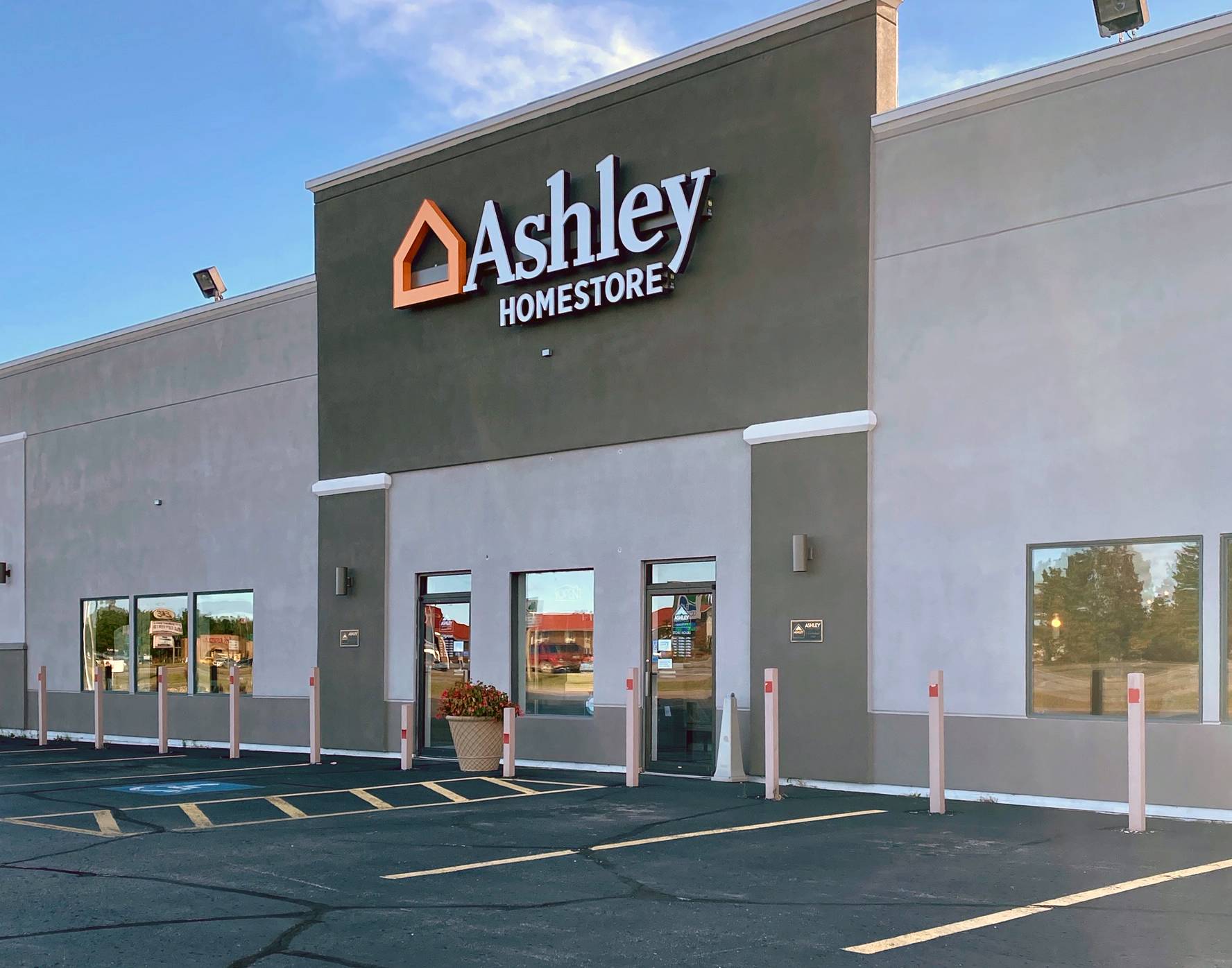 ashley furniture clearance store